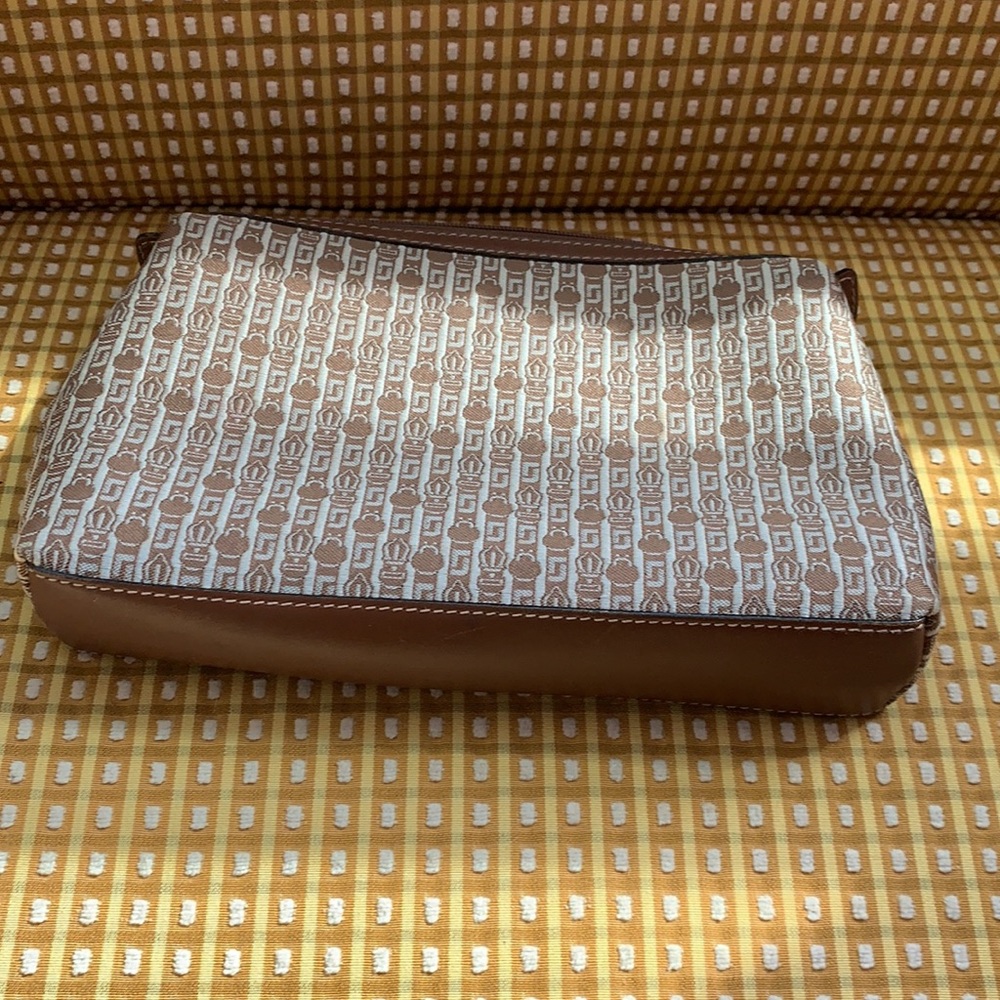 Judith Leiber - image 2